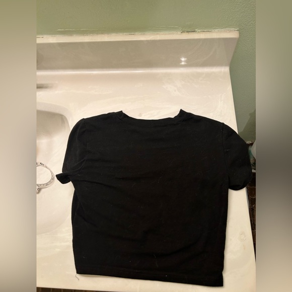 Korean Small Black Crop Top - Picture 2 of 6